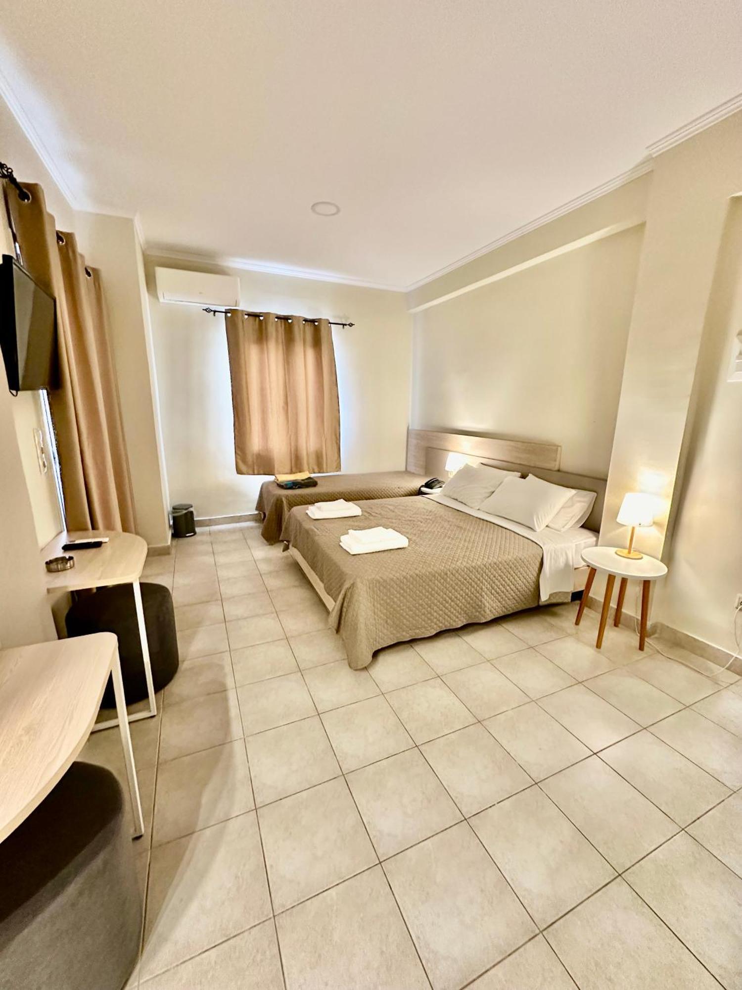 Hotel Akti Loutráki Buitenkant foto